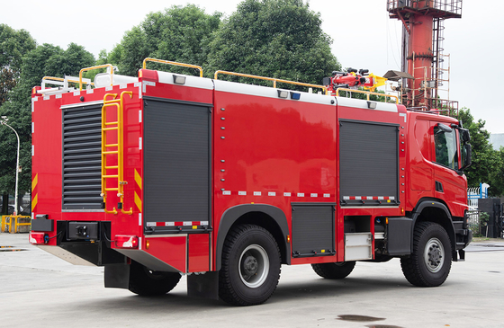Scania 4X4 Sân bay chữa cháy xe tải Arfff xe can thiệp nhanh Giá xe chuyên ngành Trung Quốc nhà máy