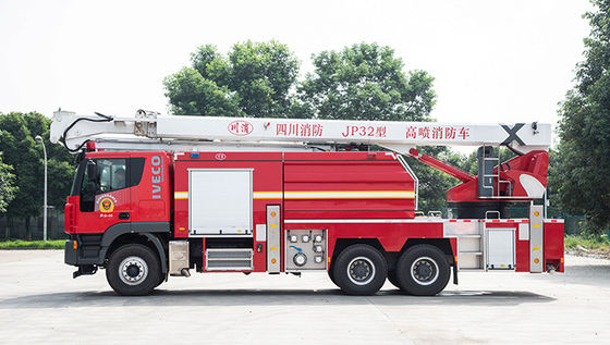 Xe cứu hỏa trên không tháp bọt SAIC-IVECO 32m với 6000L nước &amp; bọt