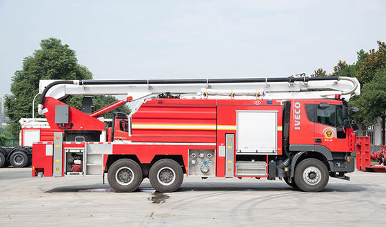 Xe cứu hỏa trên không tháp bọt SAIC-IVECO 32m với 6000L nước &amp; bọt